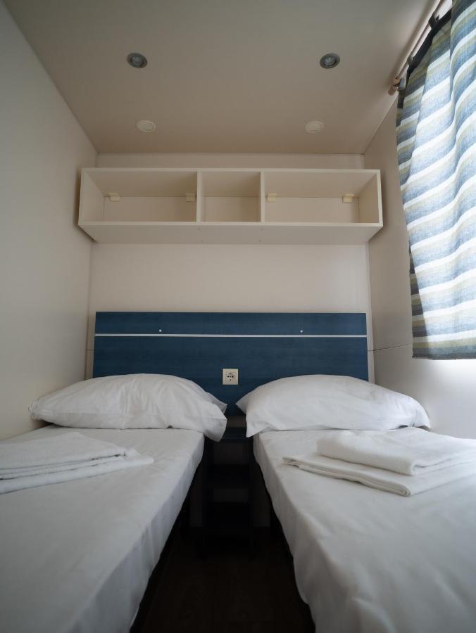 Mediteran Travel Mobile Homes Uvala Slana Selce Exterior photo